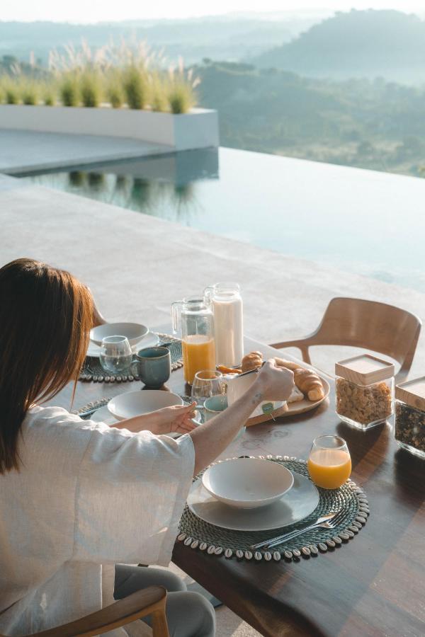 Luxury Ocean View Villas With Private Cook And Free Gym Membership Kuta  Exterior foto